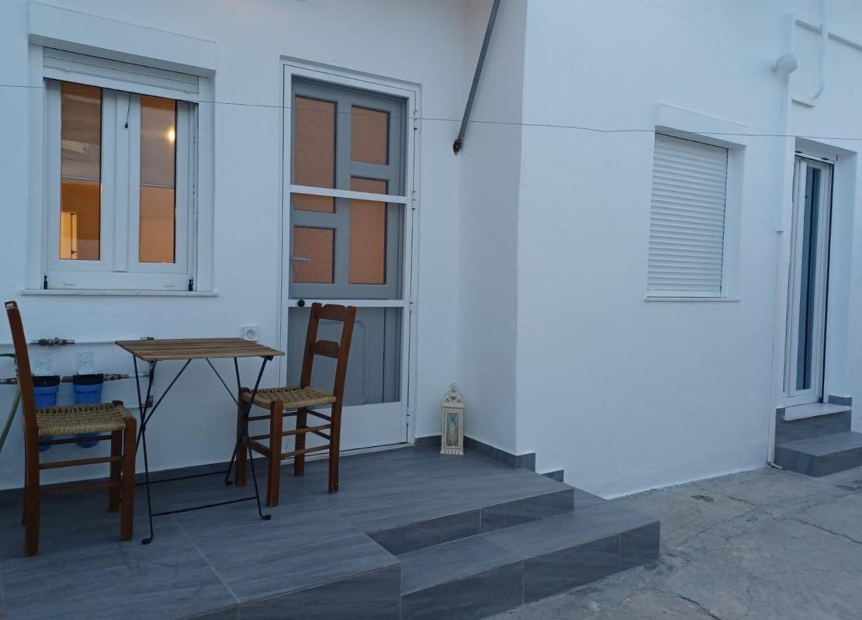 Ferienwohnung Marina'S House Triovasálos Exterior foto